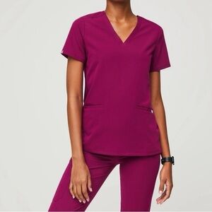 Figs Magenta Casma Three-Pocket Scrub Top Size XL